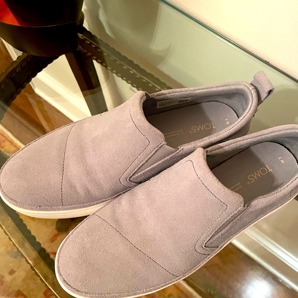 These TOMS are in great condition. I have too many shoes! These were worn once!